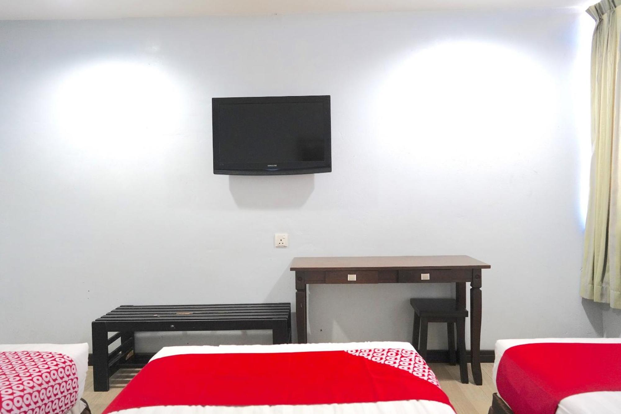 Super Oyo 89544 Utama Inn Bintulu Extérieur photo