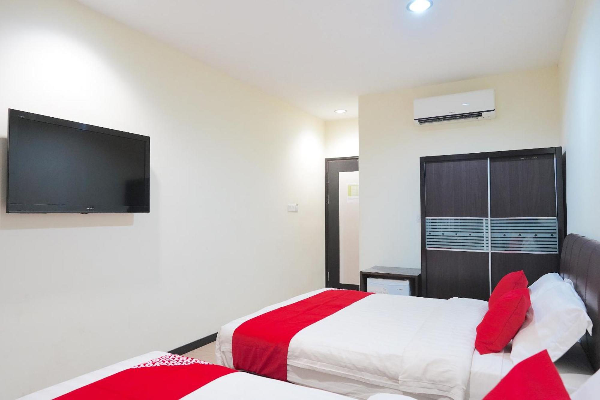 Super Oyo 89544 Utama Inn Bintulu Extérieur photo