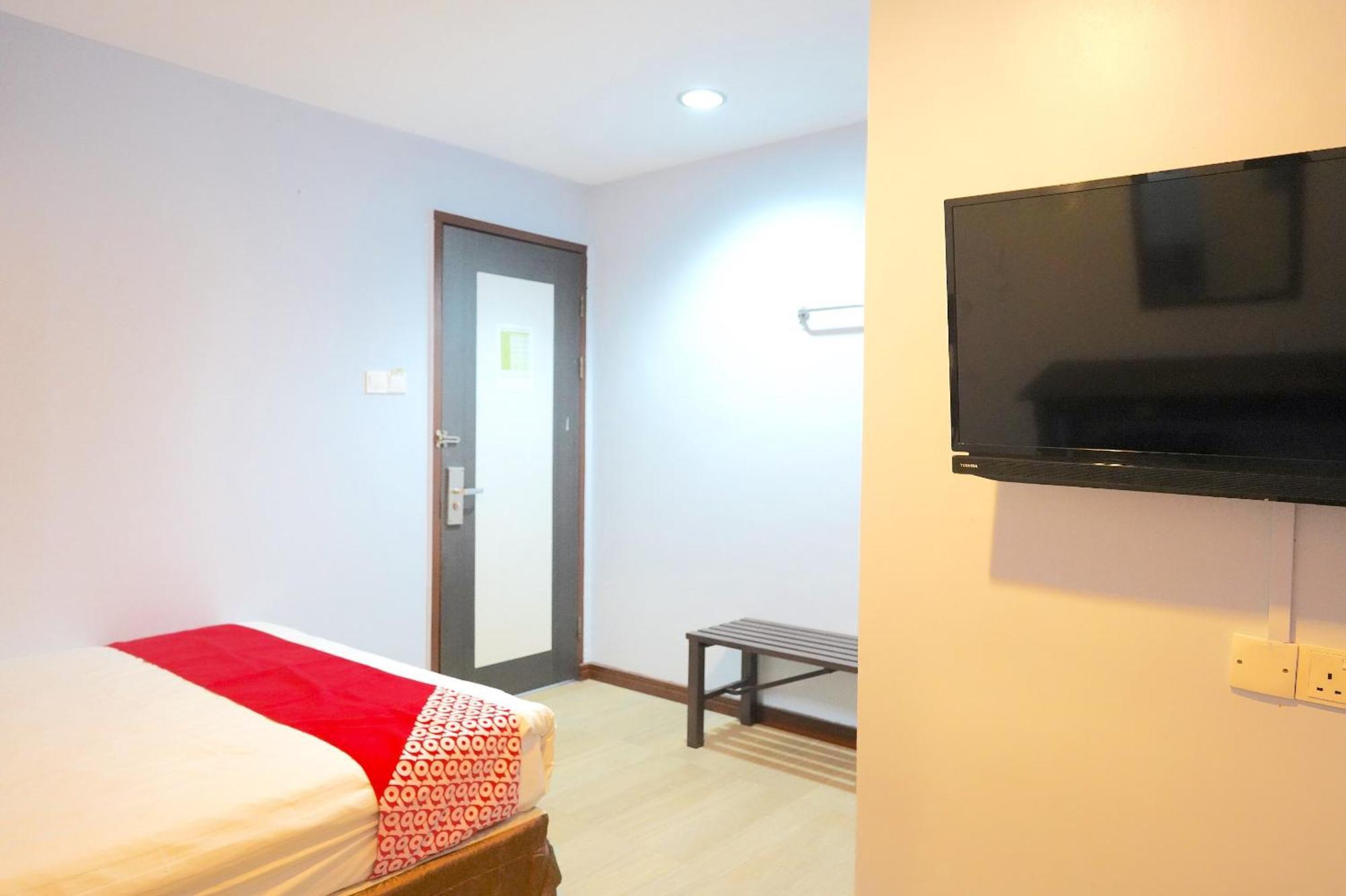 Super Oyo 89544 Utama Inn Bintulu Extérieur photo