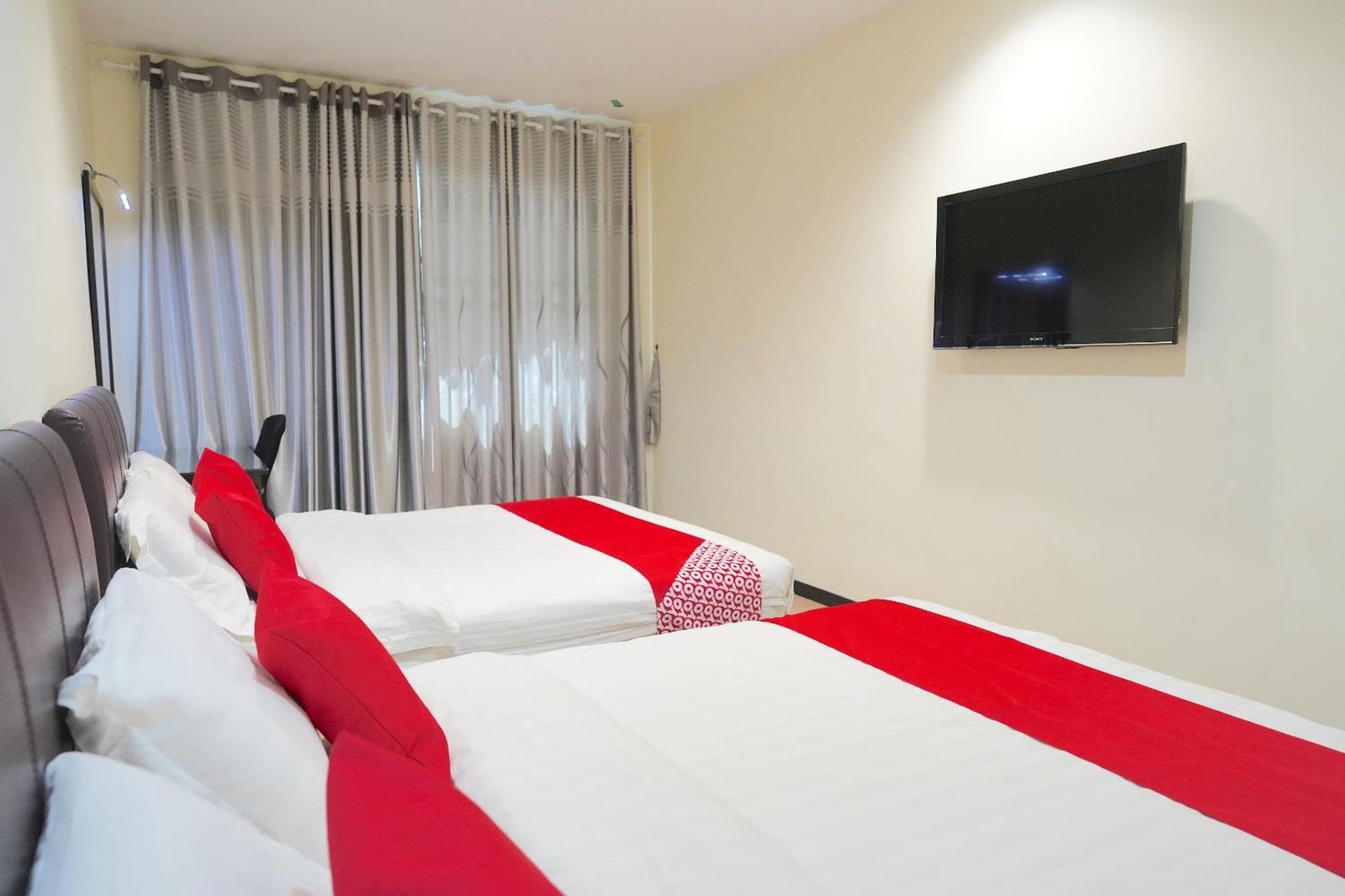 Super Oyo 89544 Utama Inn Bintulu Extérieur photo