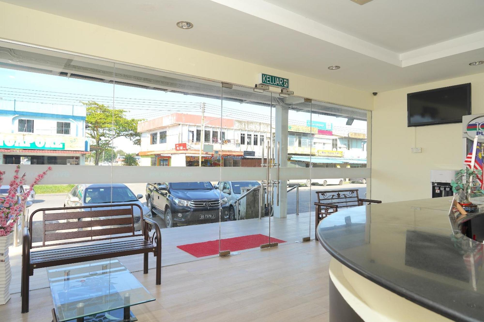 Super Oyo 89544 Utama Inn Bintulu Extérieur photo