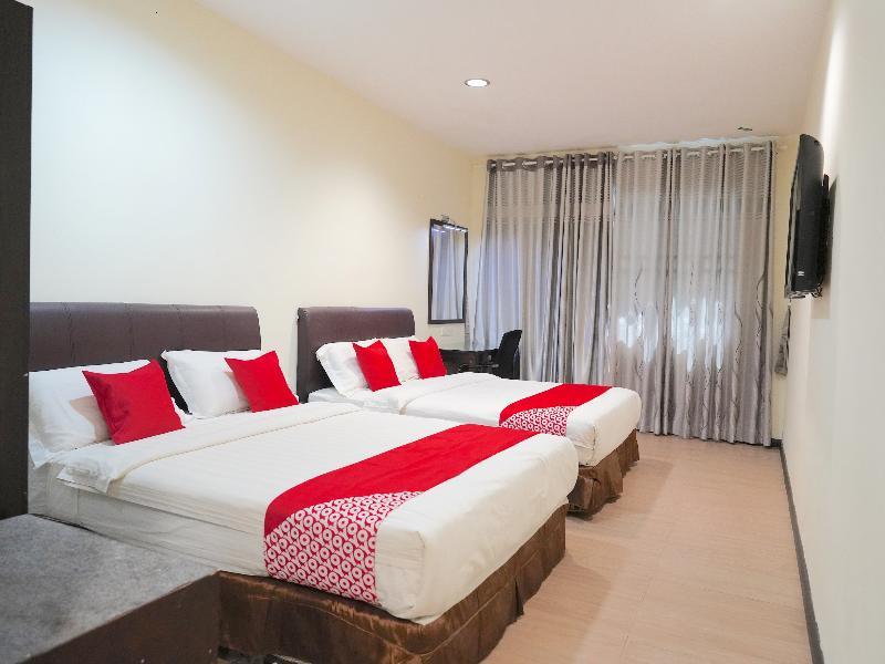Super Oyo 89544 Utama Inn Bintulu Extérieur photo